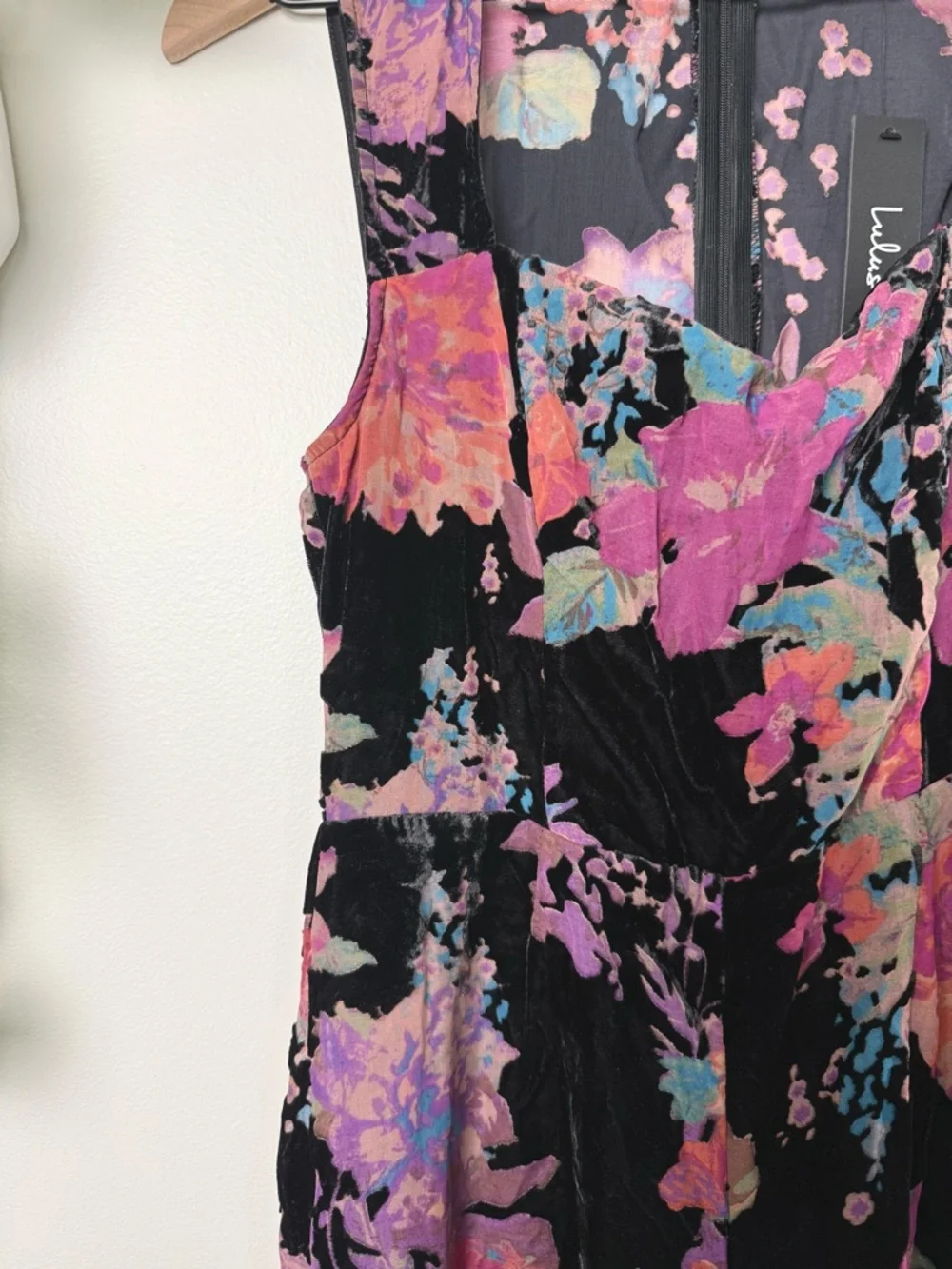 Lulus Moody Vibes Black Burnout Velvet Floral Print Wide-Leg Jumpsuit Size M NWT